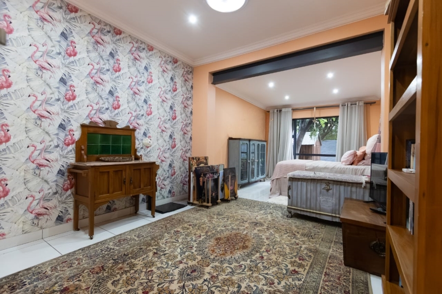 3 Bedroom Property for Sale in Safari Gardens North West